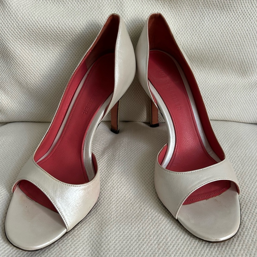 Perfect heels for wedding